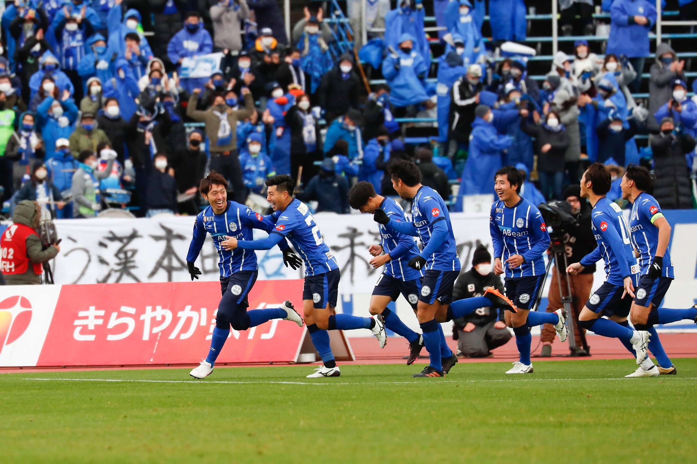 HATTRICK（ハットトリック）-挑戦者の想いをファンへ届ける公式