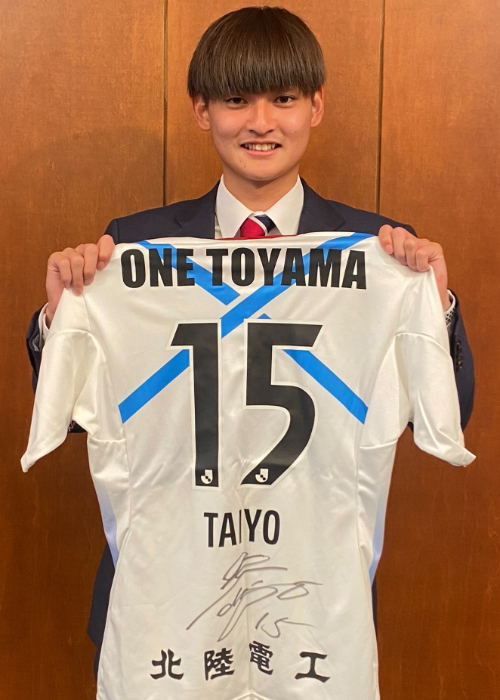 HATTRICK（ハットトリック）-選手の想いをファンへ届ける公式