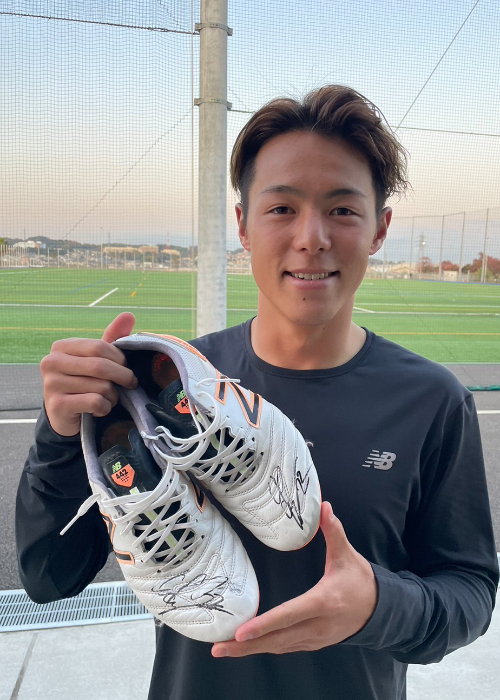 坂本 稀吏也選手　サイン入りスパイク HATTRICK（ハットトリック）-選手の想いをファンへ届ける公式