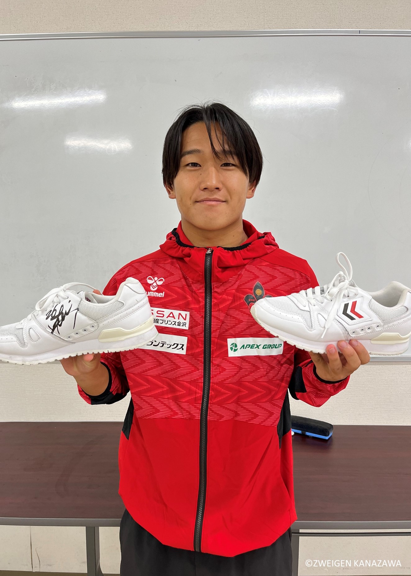 HATTRICK（ハットトリック）-選手の想いをファンへ届ける公式