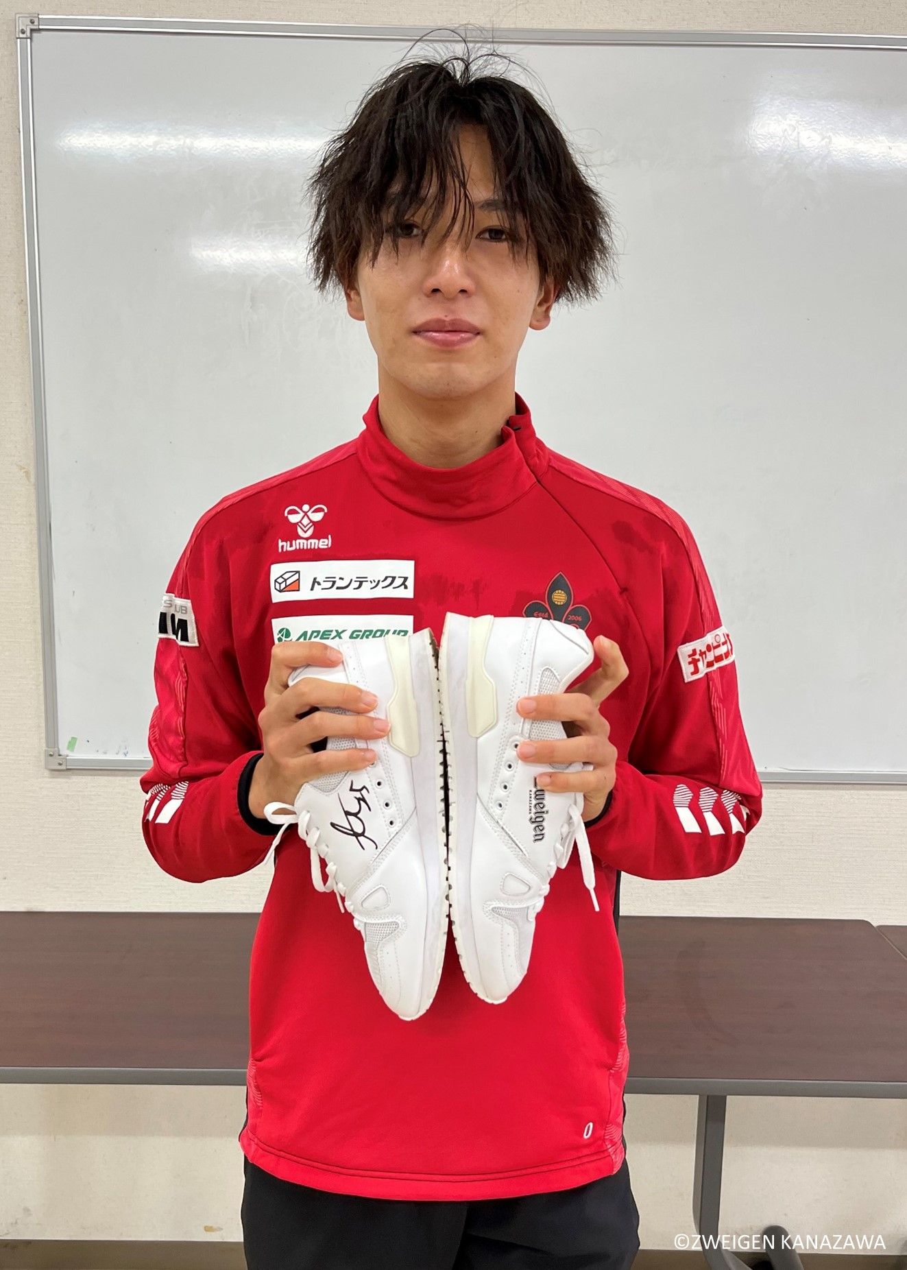 HATTRICK（ハットトリック）-選手の想いをファンへ届ける公式