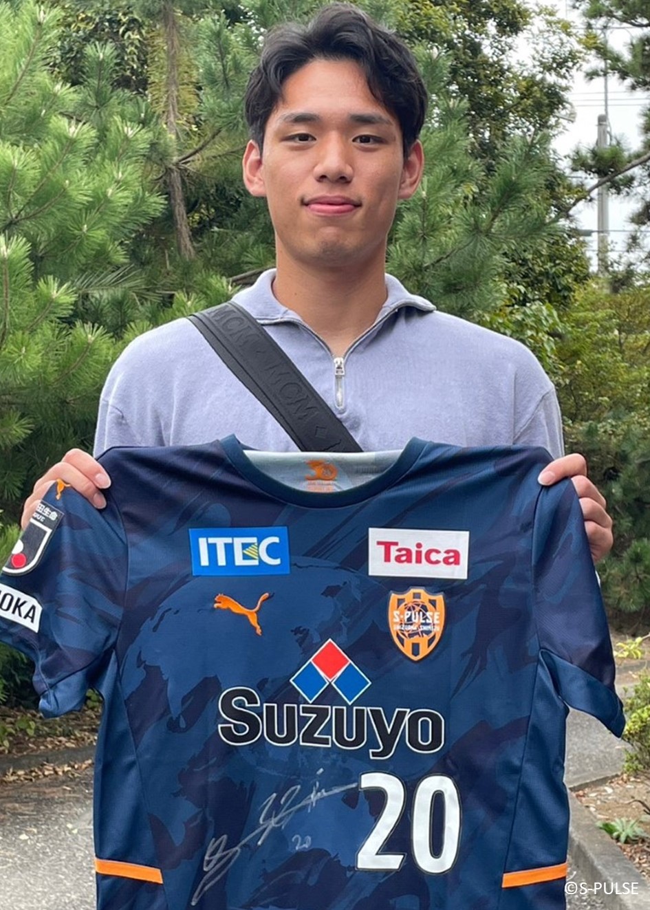 HATTRICK（ハットトリック）-選手の想いをファンへ届ける公式