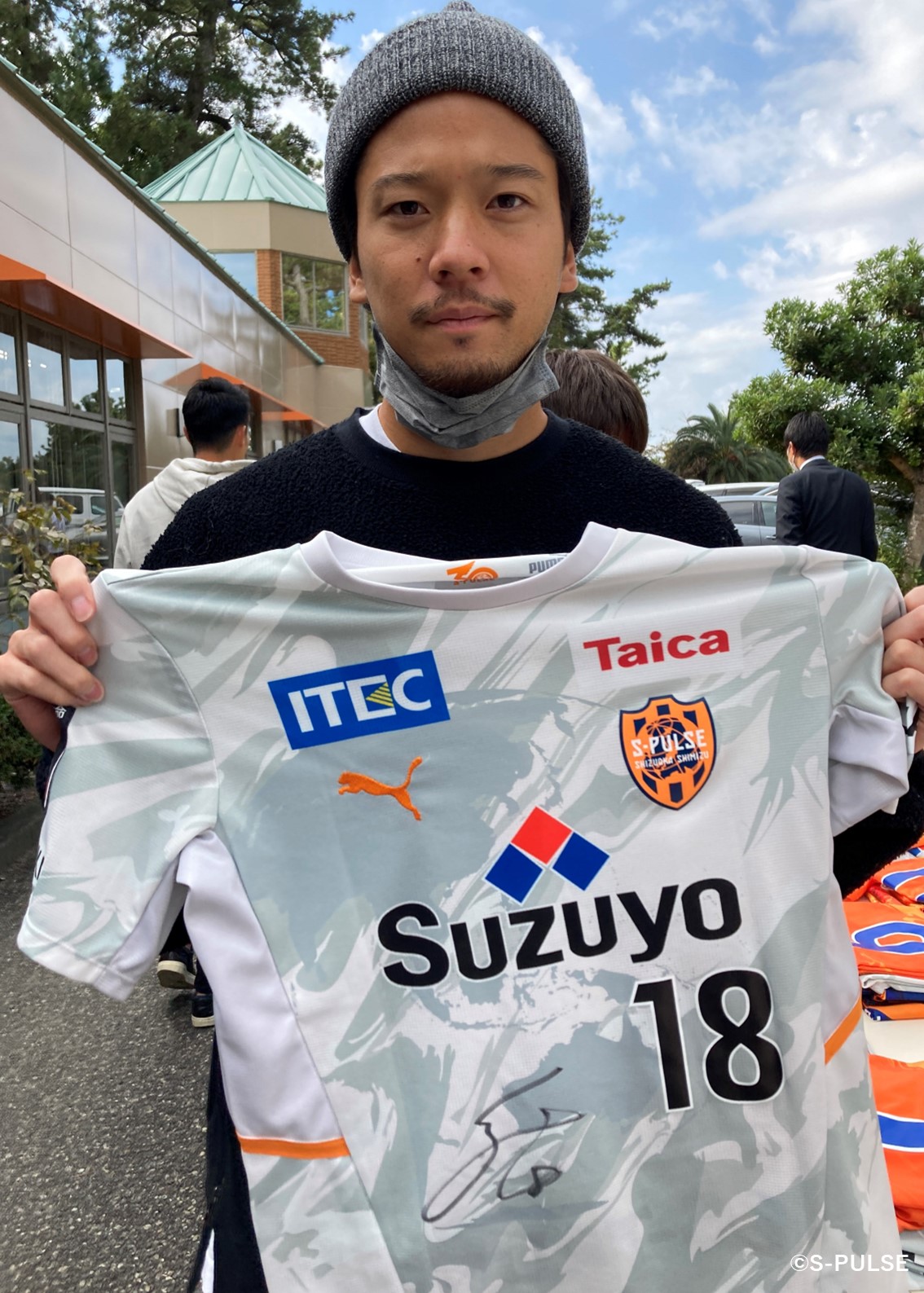 HATTRICK（ハットトリック）-選手の想いをファンへ届ける公式