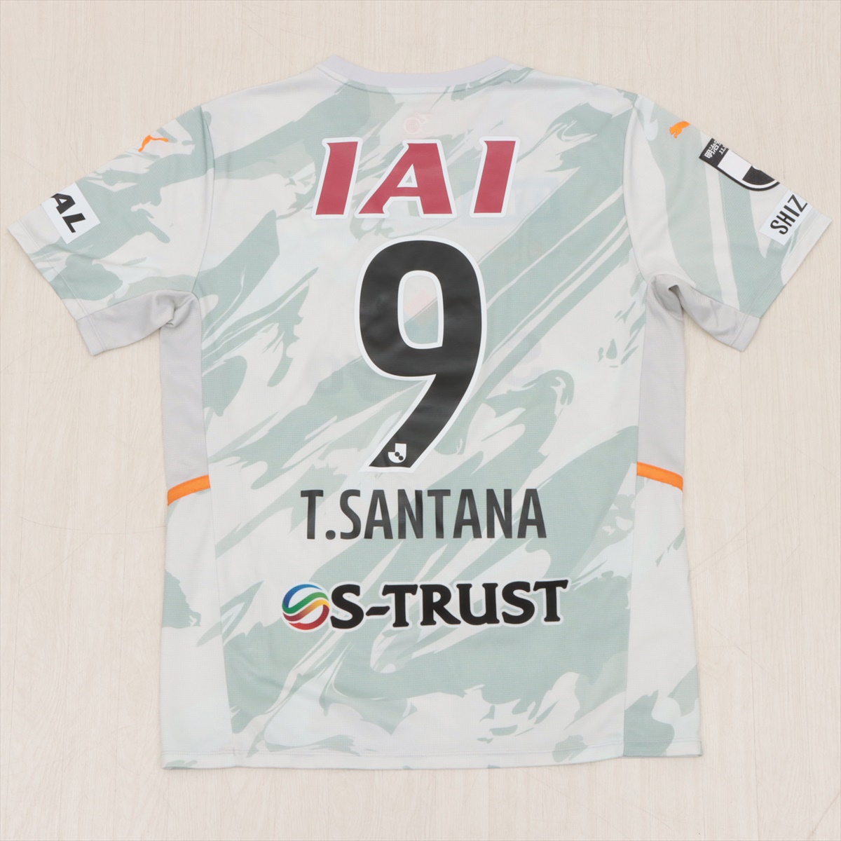 清水エスパルス 2023 サード ユニフォーム チアゴサンタナ HATTRICK（ハットトリック）-選手の想いをファンへ届ける公式