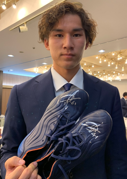 HATTRICK（ハットトリック）-挑戦者の想いをファンへ届ける公式