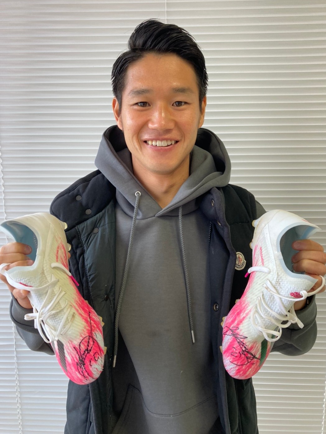 【当時湘南ベルマーレ】山田直輝選手 着用スパイク 直筆サイン入り HATTRICK（ハットトリック）-選手の想いをファンへ届ける公式