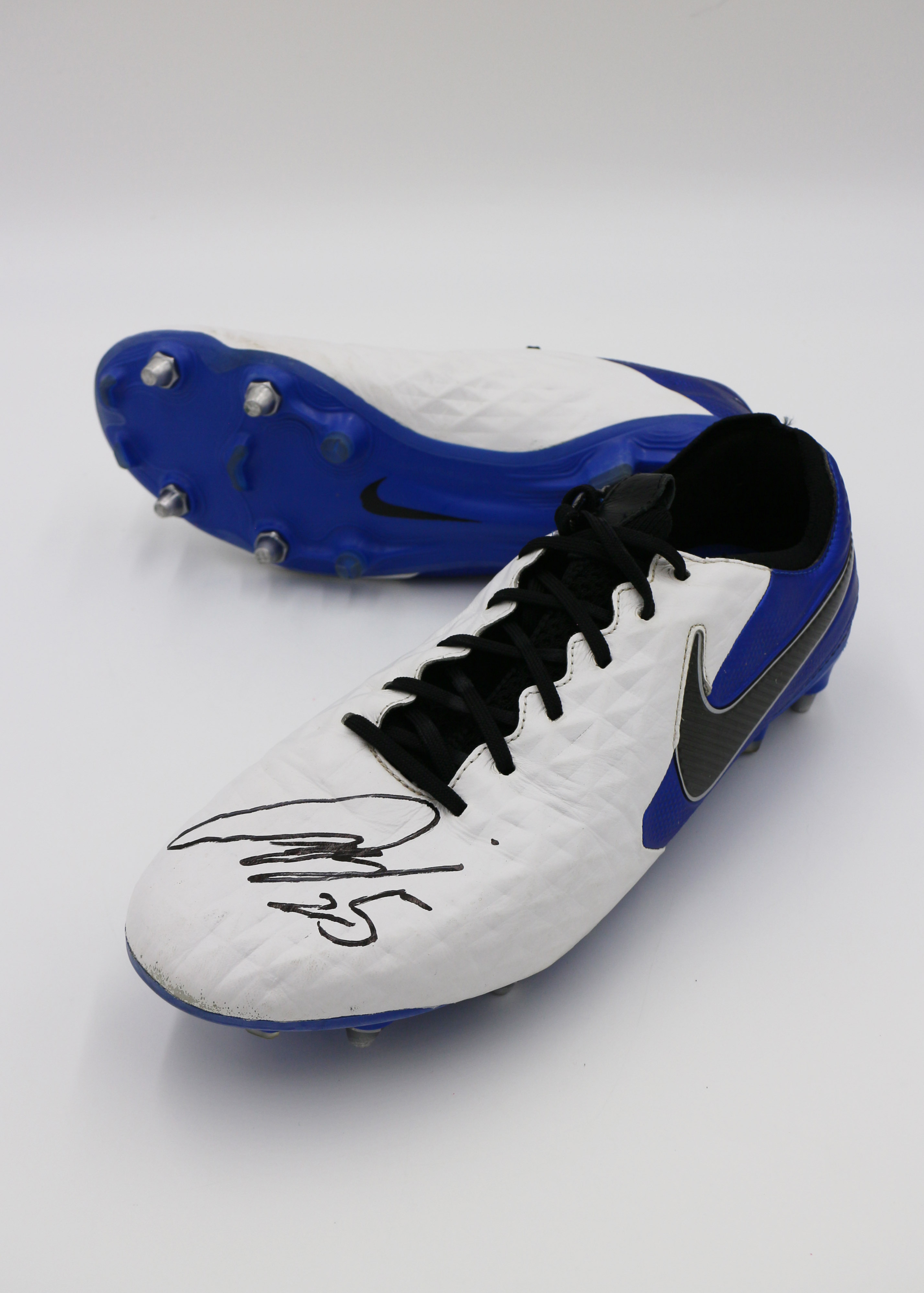 HATTRICK（ハットトリック）-選手の想いをファンへ届ける公式