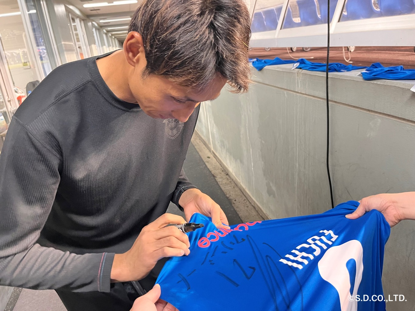 【1点のみ】サガン鳥栖ハーフダウンコート　非売品 HATTRICK（ハットトリック）-選手の想いをファンへ届ける公式