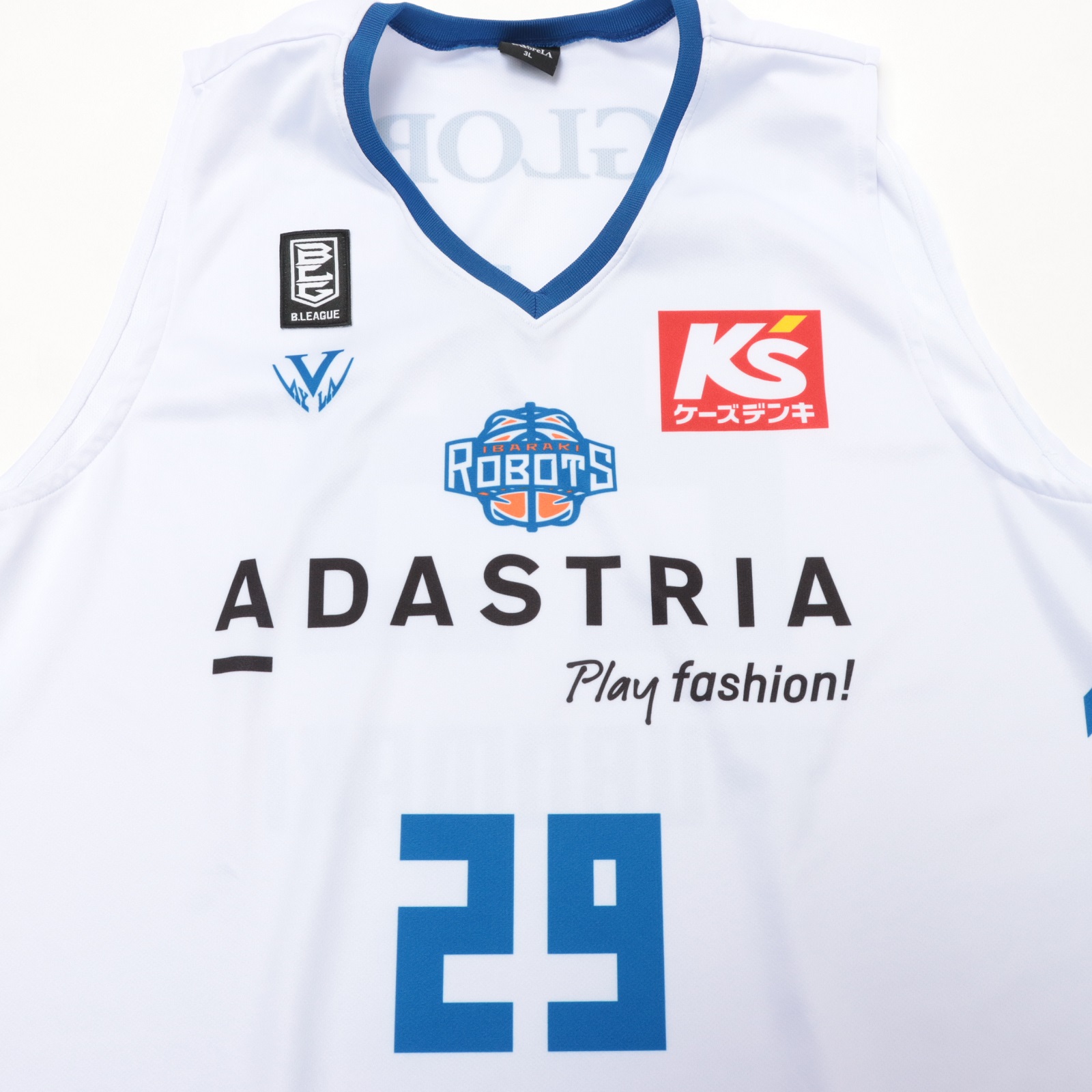 美品 茨城ロボッツ オーセンティックユニフォーム 21 エリック サイン入り HATTRICK（ハットトリック）-選手の想いをファンへ届ける公式