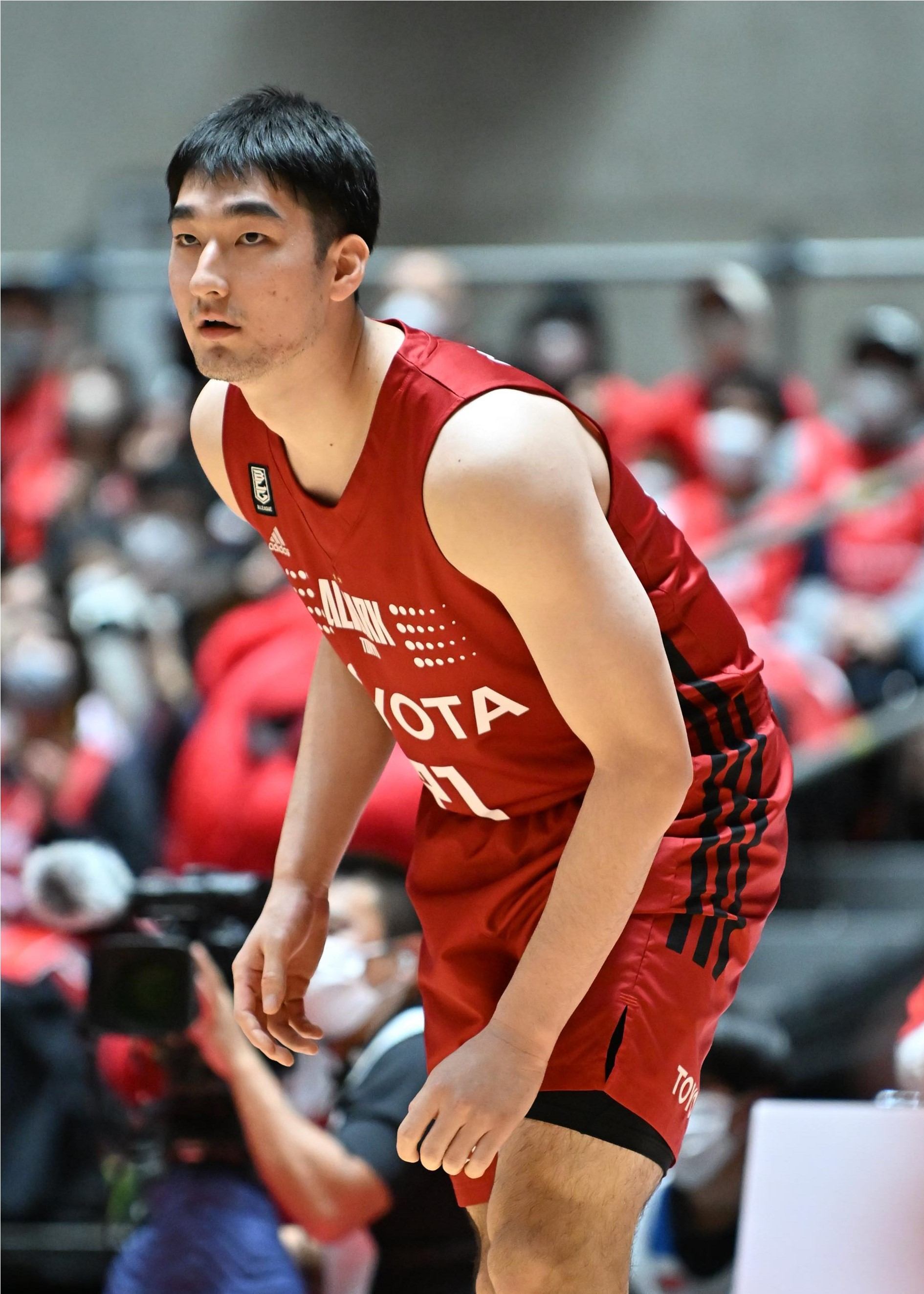 ⭐︎お値下げ中⭐︎豪華アルバルク東京7選手の直筆サイン入りTシャツ