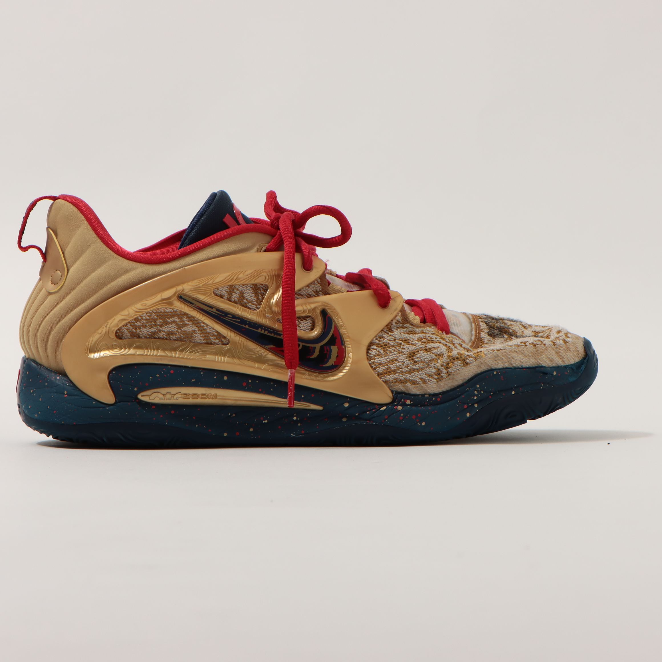 選手支給品サイン入り 2022/23 スペツィア 16番 ジュリアス・ベック 選手支給品サイン入り 2022/23 スペツィア 16番 ジュリアス・ベック