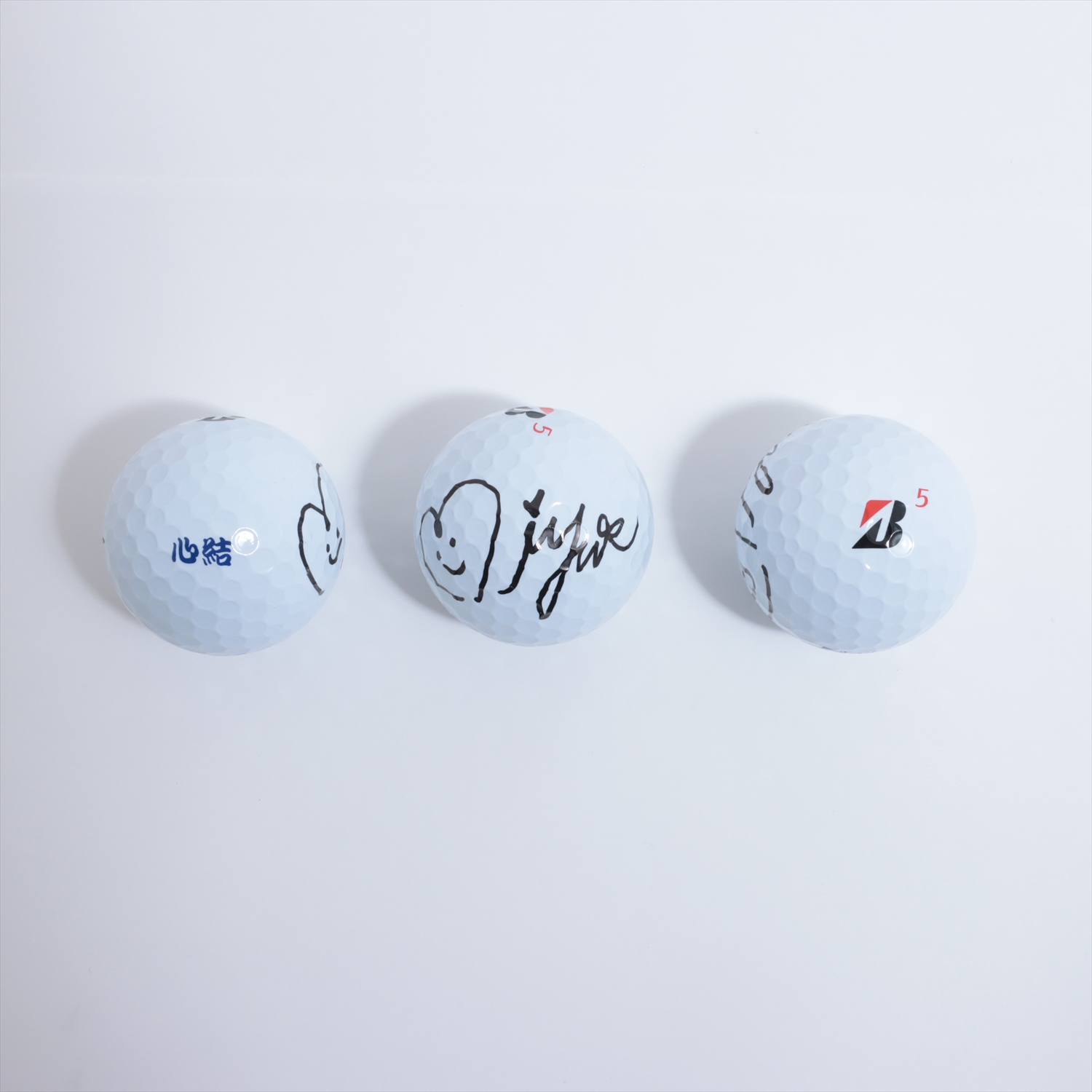 佐藤心結オンネーム入り サインボール HATTRICK（ハットトリック）-選手の想いをファンへ届ける公式