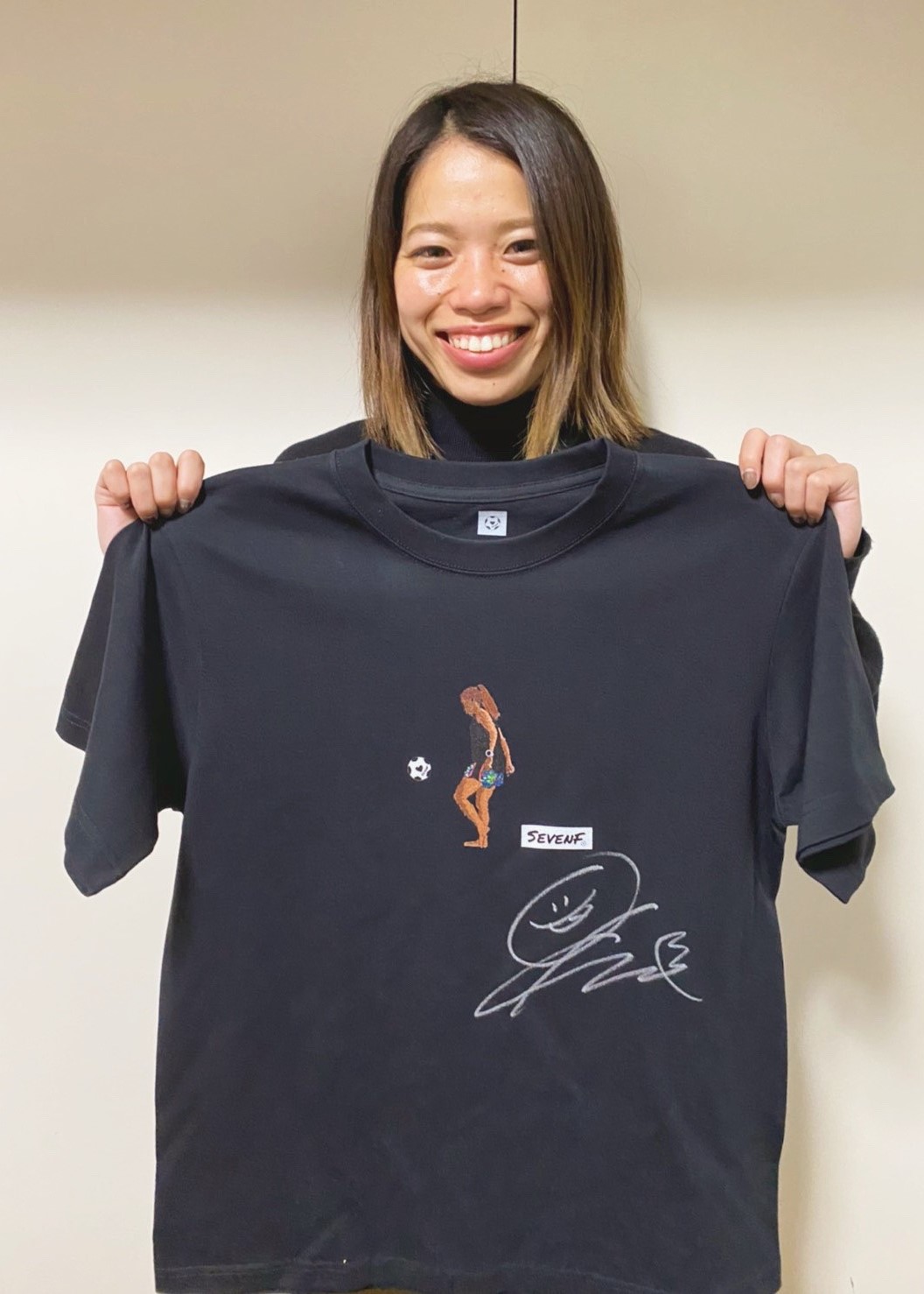 サッカー女子アメリカ代表　証明書付き　カーリーロイド　直筆サイン入りフォト 代表312試合出場」米国女子の伝説カーリー・ロイド、39歳で現役
