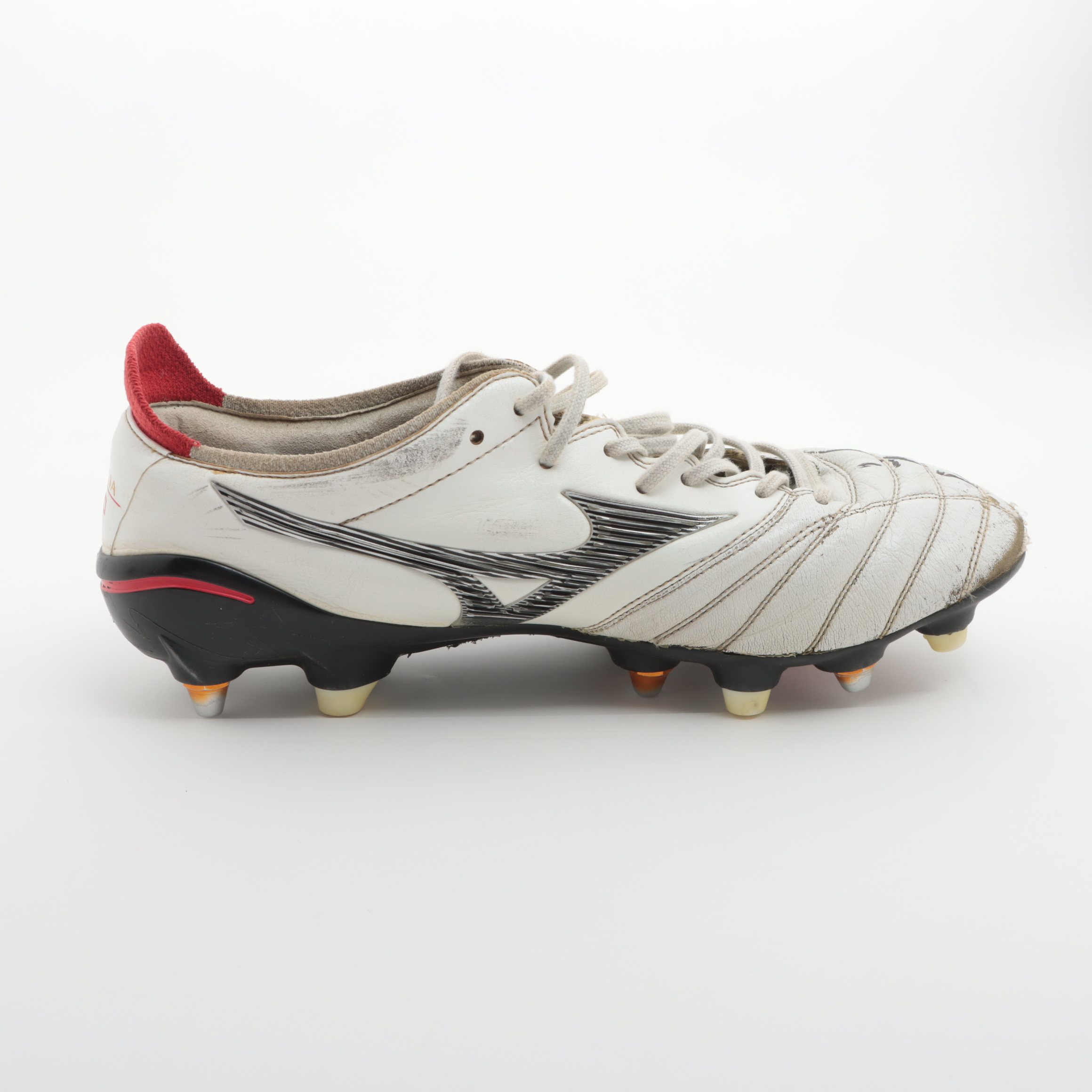 本日のみ2万1000円‼️中日ドラゴンズ　和田選手　実使用スパイク、フットガード 本日のみ2万1000円‼️中日ドラゴンズ 和田選手 実使用スパイク、フット