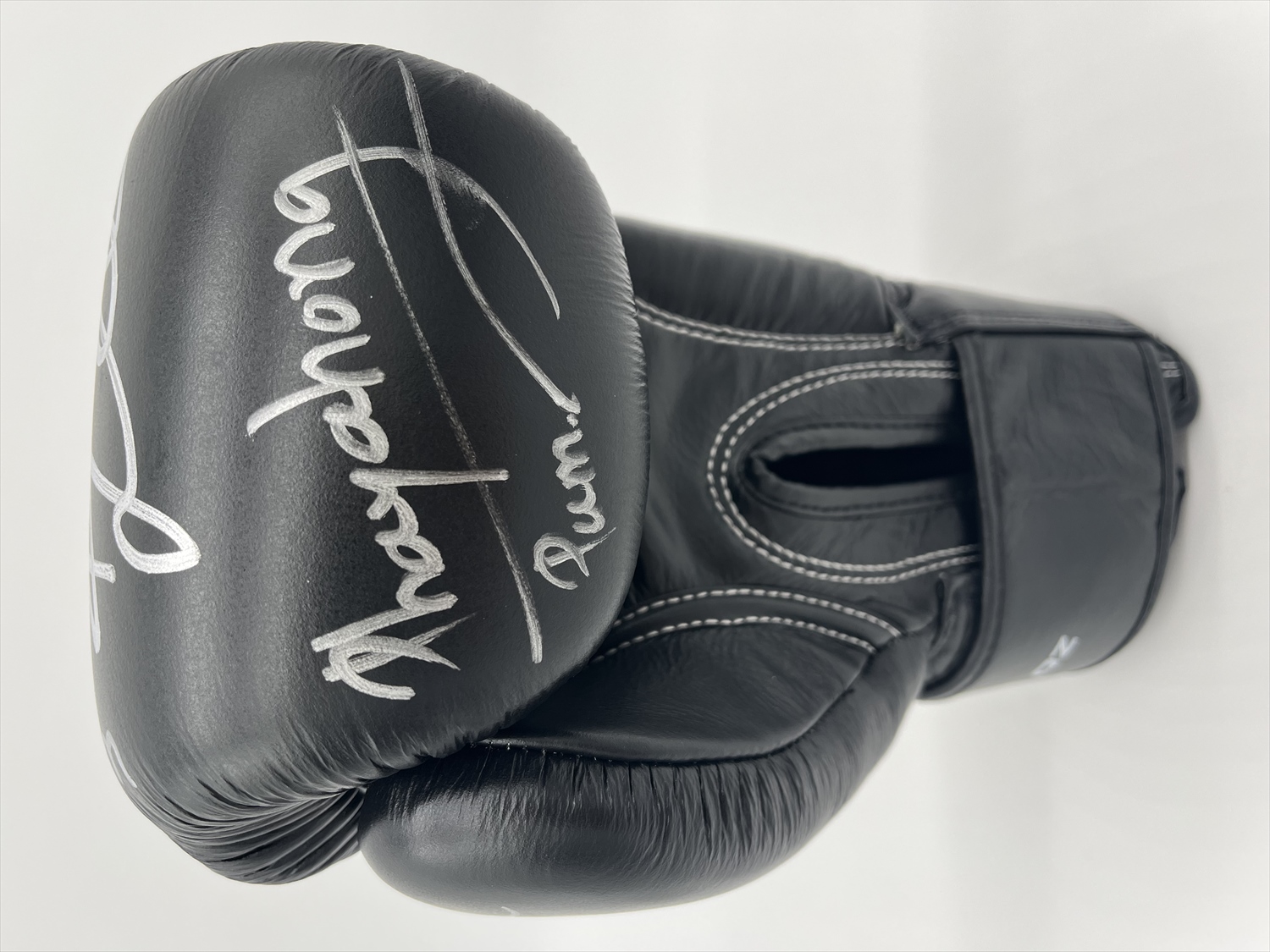 HATTRICK（ハットトリック）-選手の想いをファンへ届ける公式