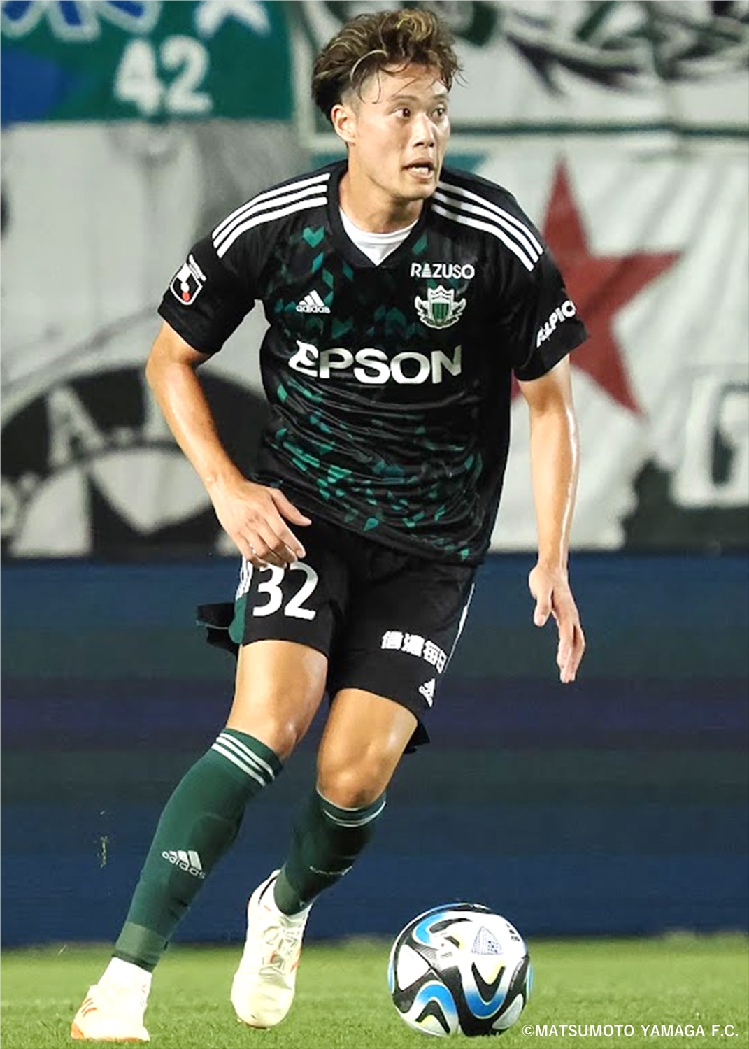 値下げしました！！米原秀亮選手　実着用　サイン入りユニホーム HATTRICK（ハットトリック）-選手の想いをファンへ届ける公式