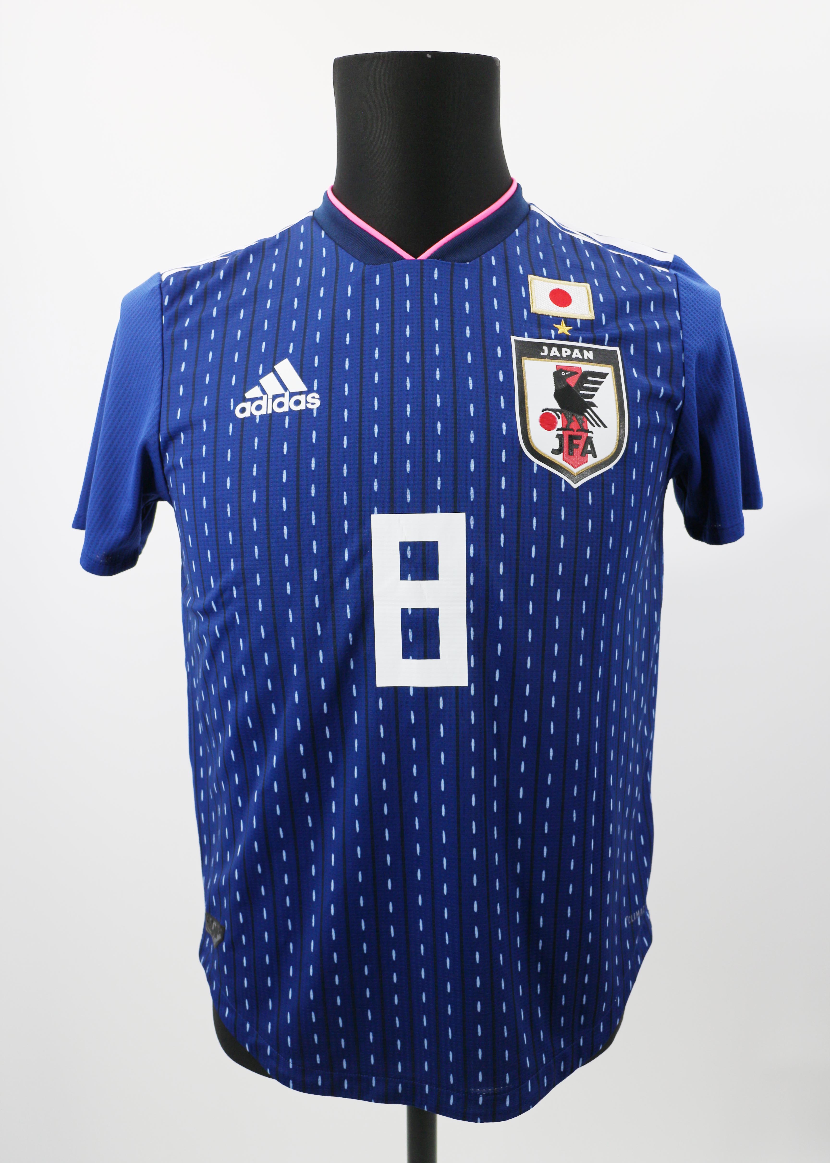 HATTRICK（ハットトリック）-選手の想いをファンへ届ける公式  