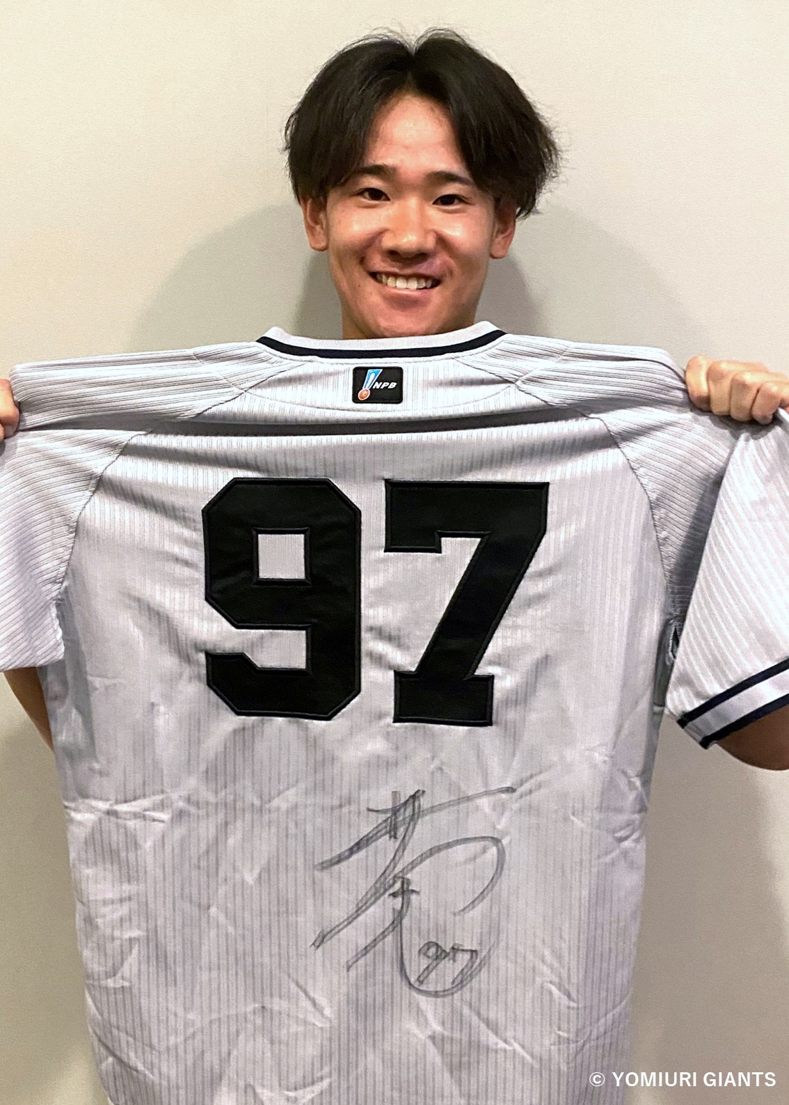 湯浅大 ユニホームサイン入り HATTRICK（ハットトリック）-選手の想いをファンへ届ける公式