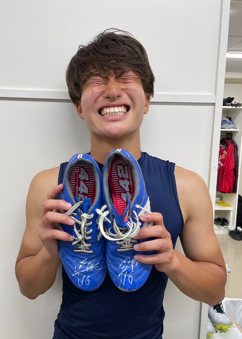 HATTRICK（ハットトリック）-選手の想いをファンへ届ける公式