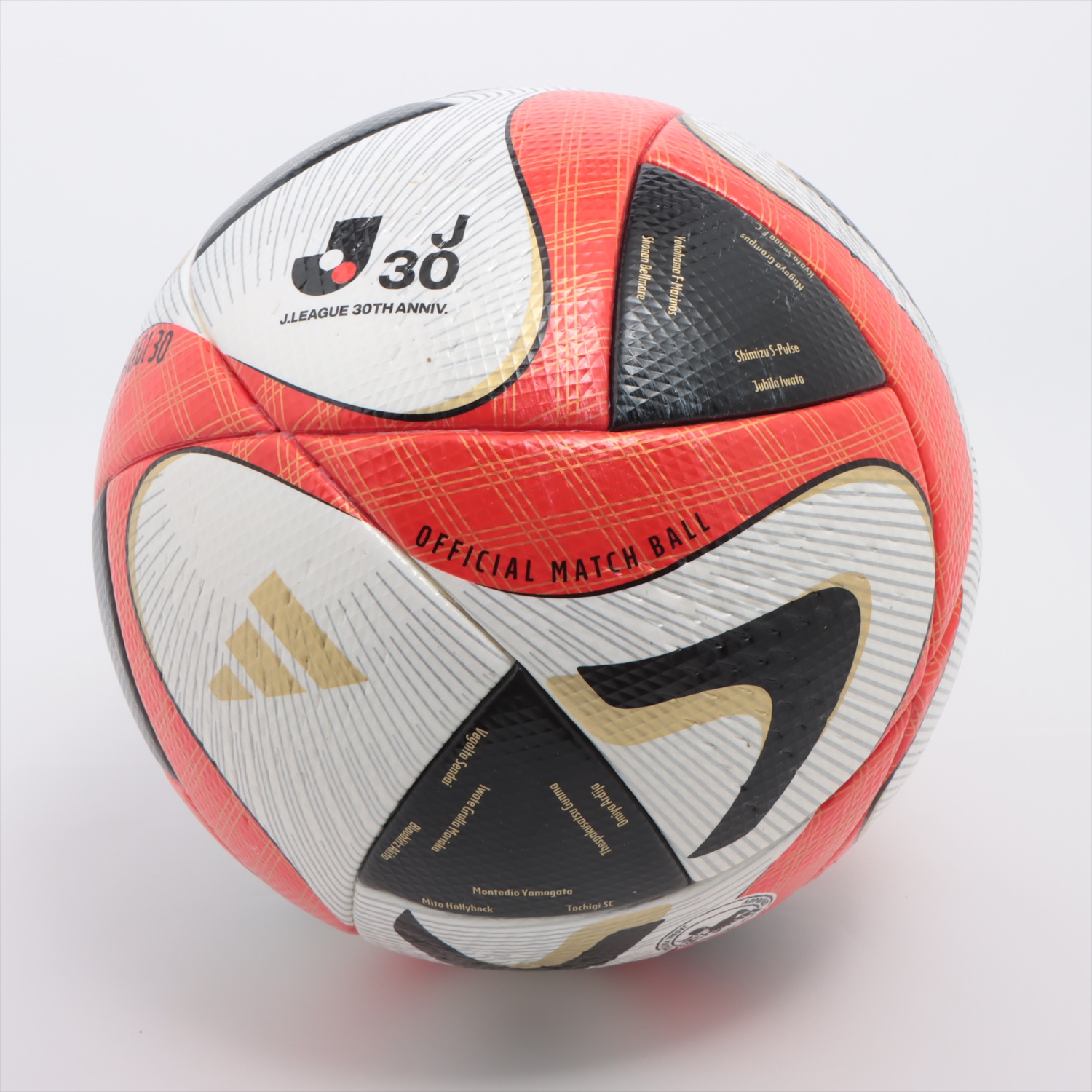 HATTRICK（ハットトリック）-選手の想いをファンへ届ける公式