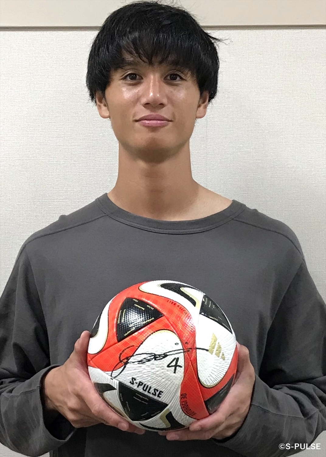 HATTRICK（ハットトリック）-選手の想いをファンへ届ける公式