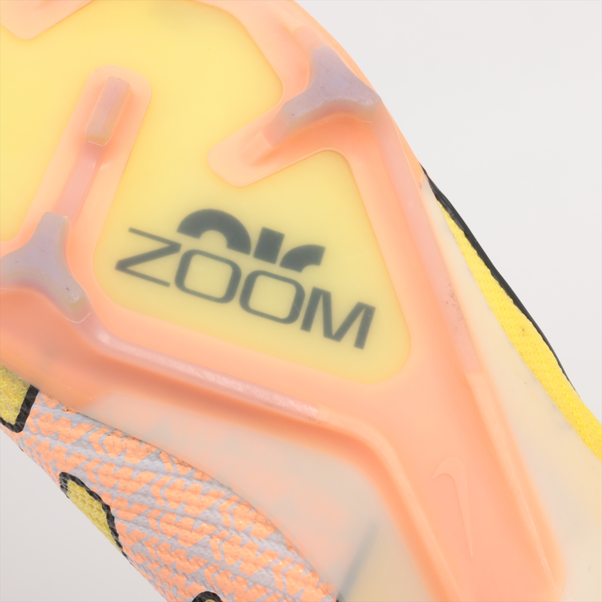 HATTRICK（ハットトリック）-選手の想いをファンへ届ける公式