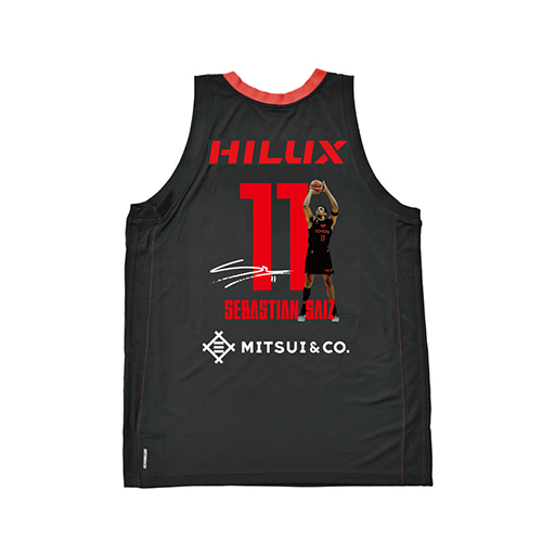 ⭐︎お値下げ中⭐︎豪華アルバルク東京7選手の直筆サイン入りTシャツ 7_black.jpg