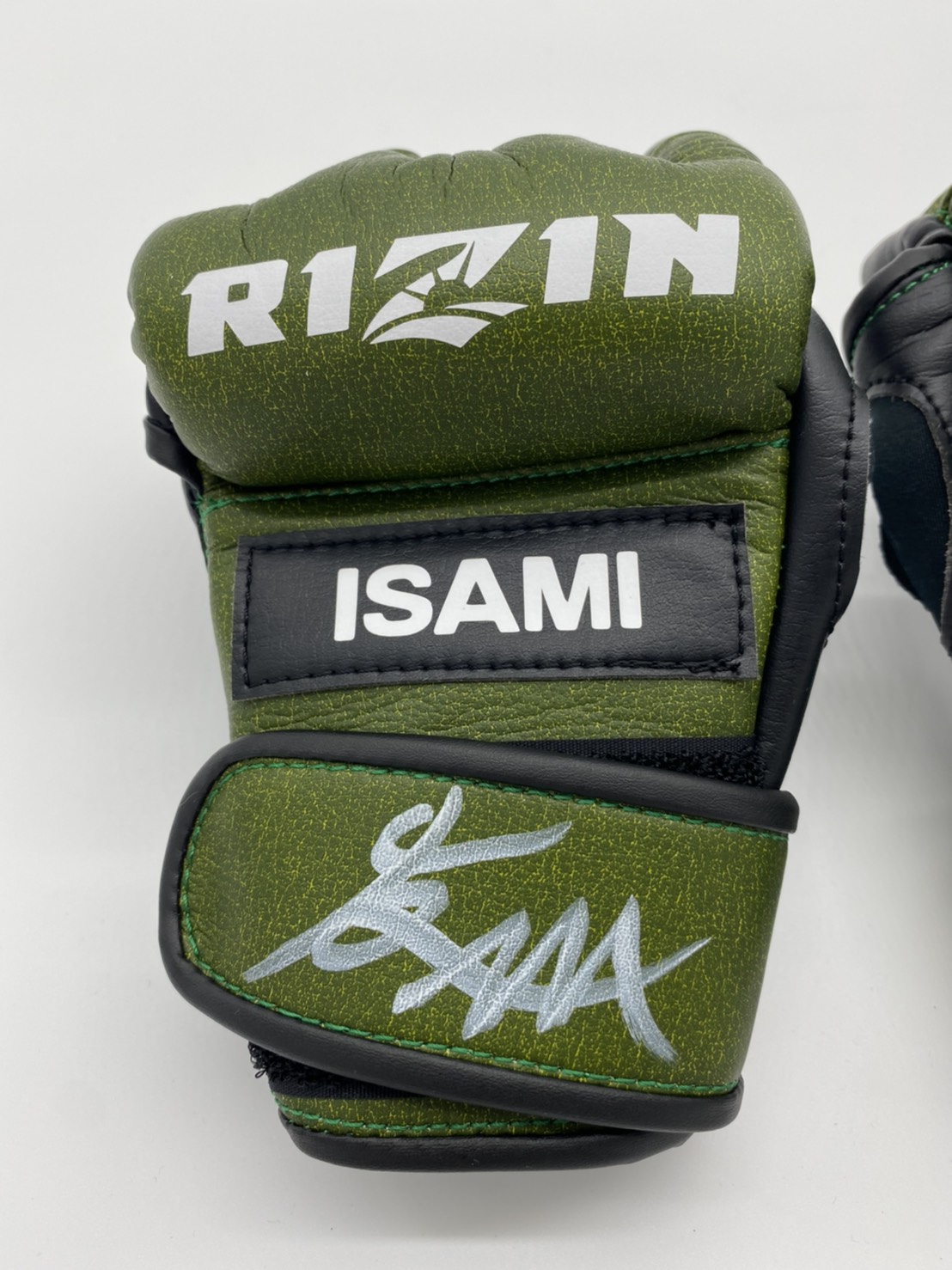 HATTRICK（ハットトリック）-選手の想いをファンへ届ける公式