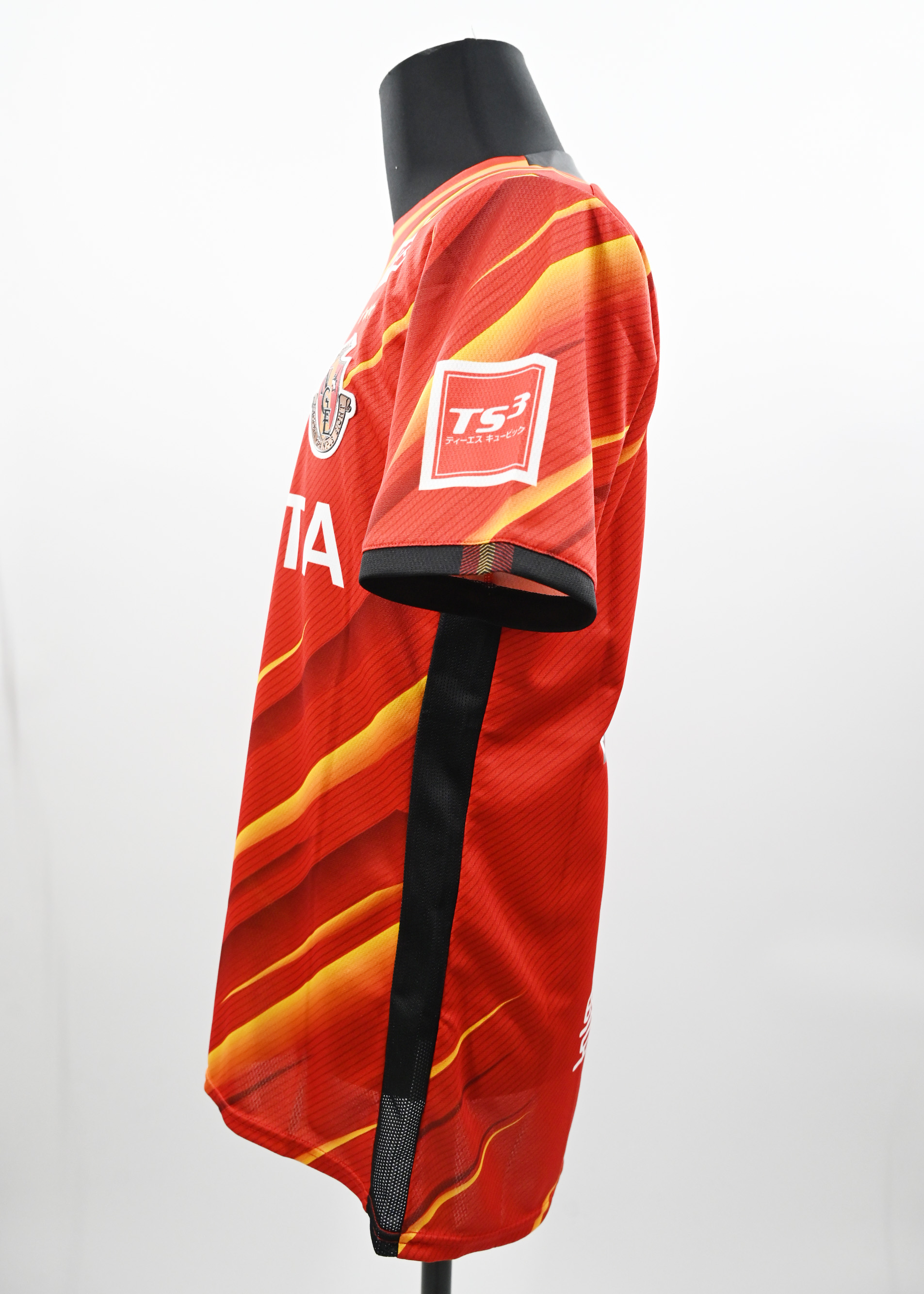 名古屋グランパス　かず出品 HATTRICK（ハットトリック）-選手の想いをファンへ届ける公式