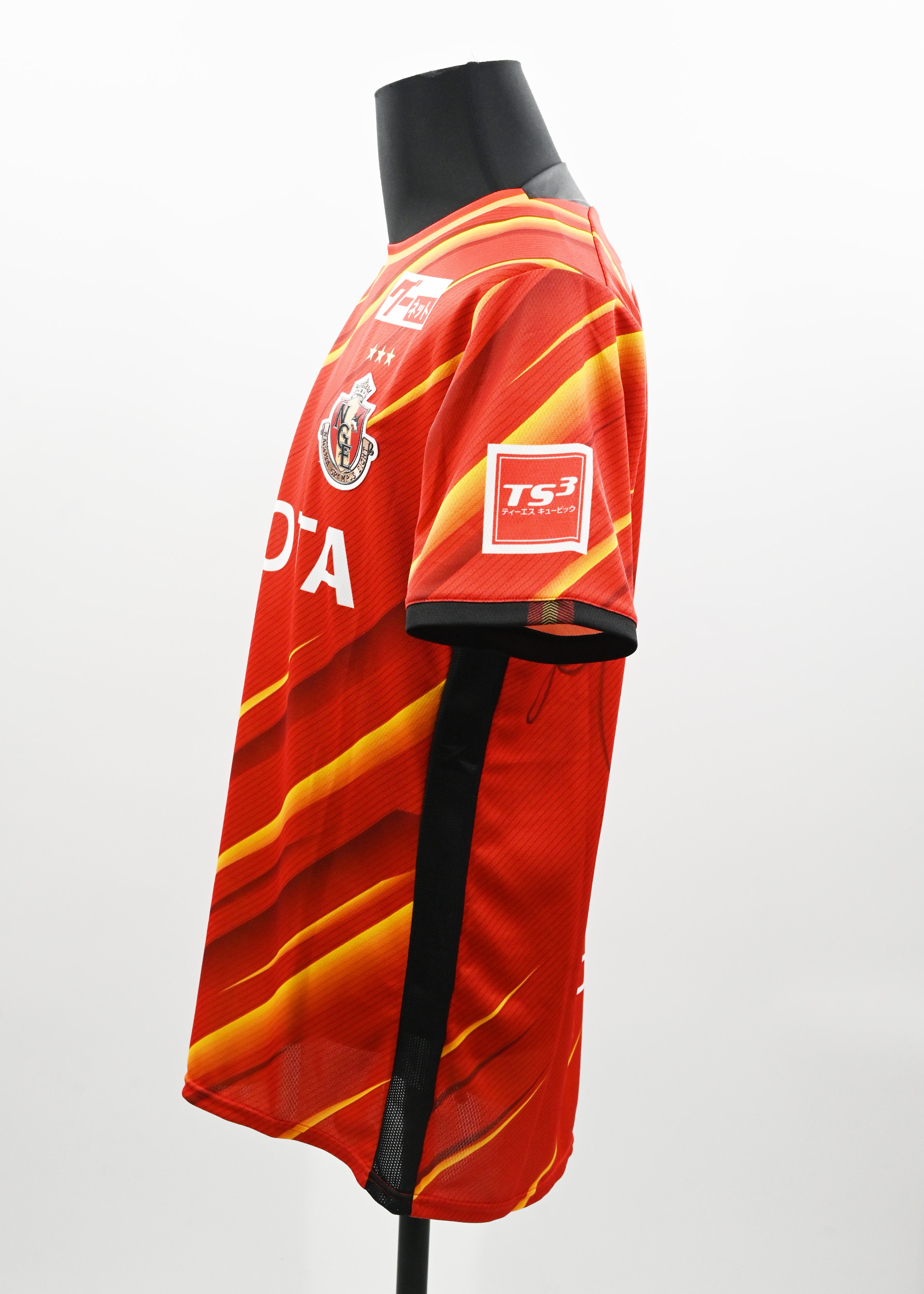 HATTRICK（ハットトリック）-選手の想いをファンへ届ける公式