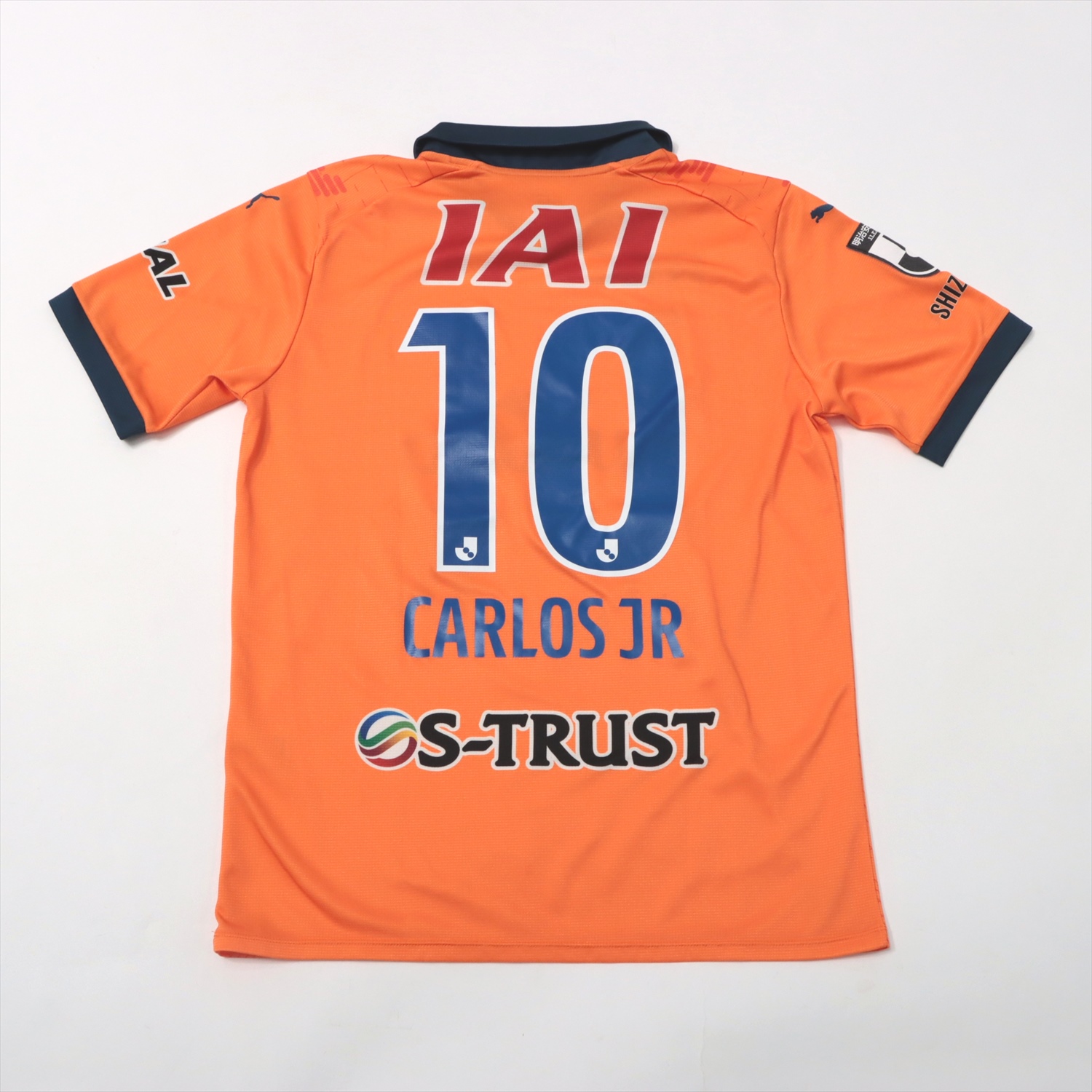 カルリーニョスジュニオ選手　実使用・直筆サイン入りユニフォーム HATTRICK（ハットトリック）-選手の想いをファンへ届ける公式