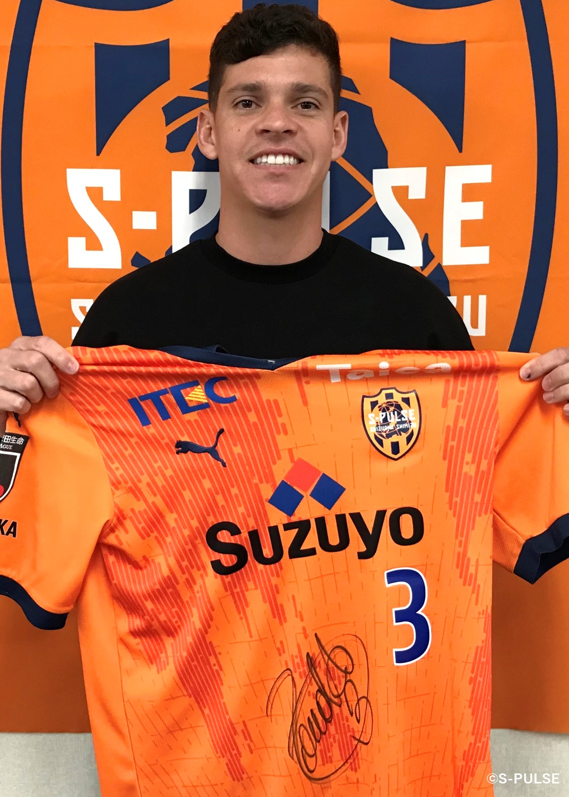 HATTRICK（ハットトリック）-選手の想いをファンへ届ける公式