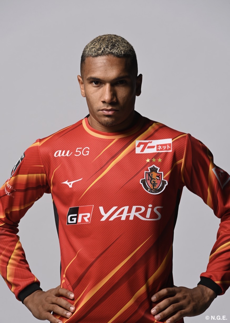 HATTRICK（ハットトリック）-選手の想いをファンへ届ける公式