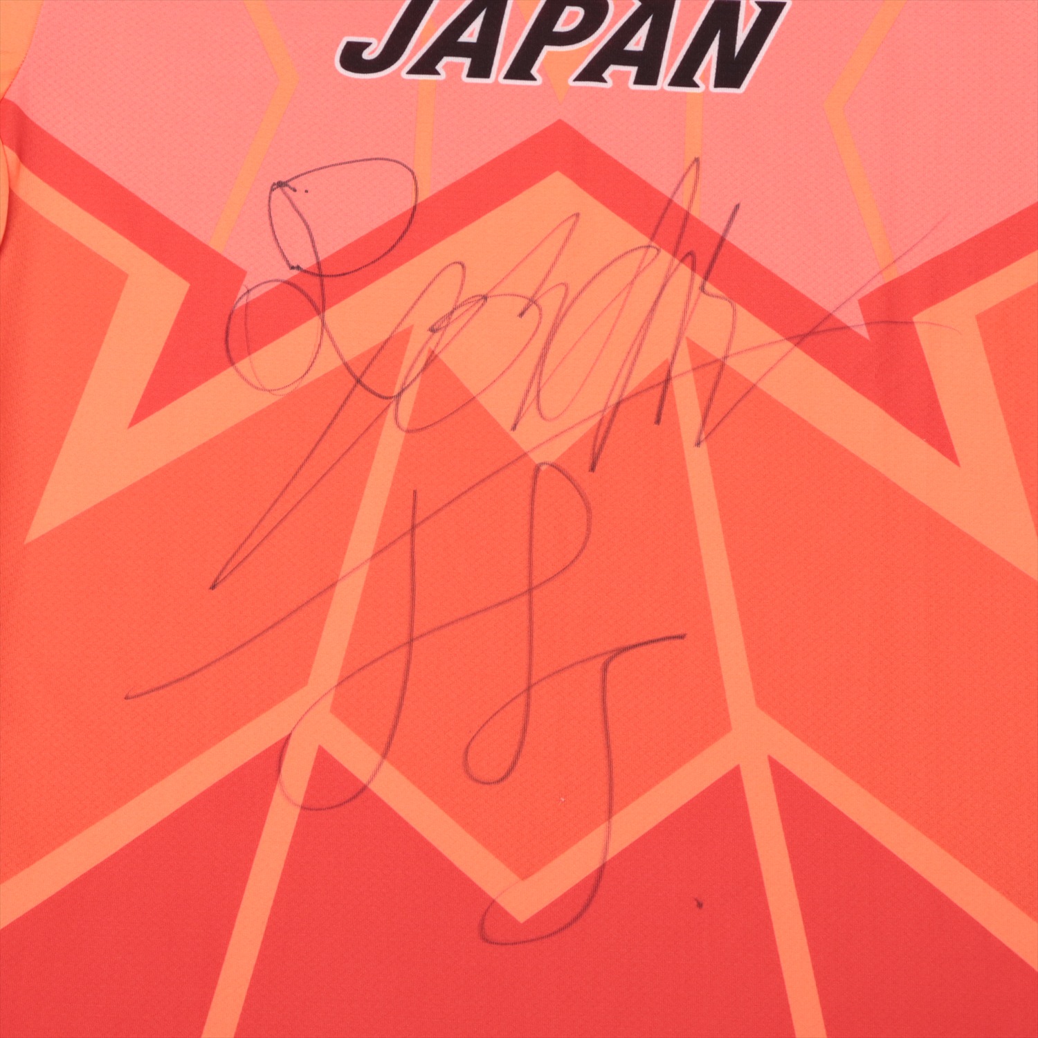 HATTRICK（ハットトリック）-選手の想いをファンへ届ける公式