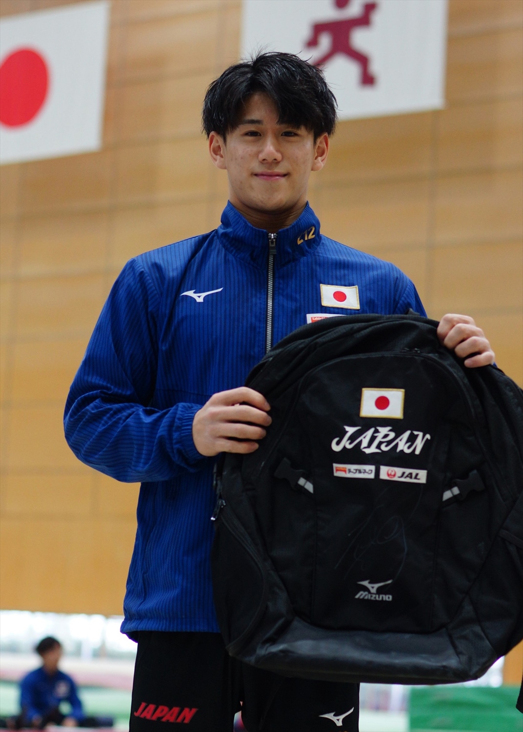 想いが歴史に変わる時（サイン付き） HATTRICK（ハットトリック）-選手の想いをファンへ届ける公式