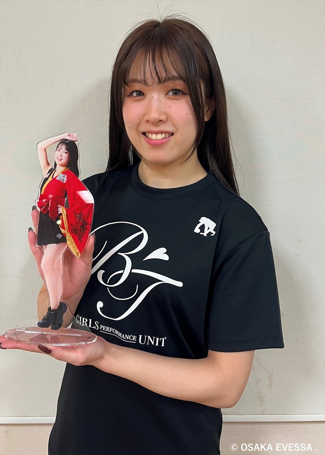 大阪エヴェッサ　Tシャツ　サイン お知らせ】選手サイン入りバッシュ&BTサイン入りレプリカ