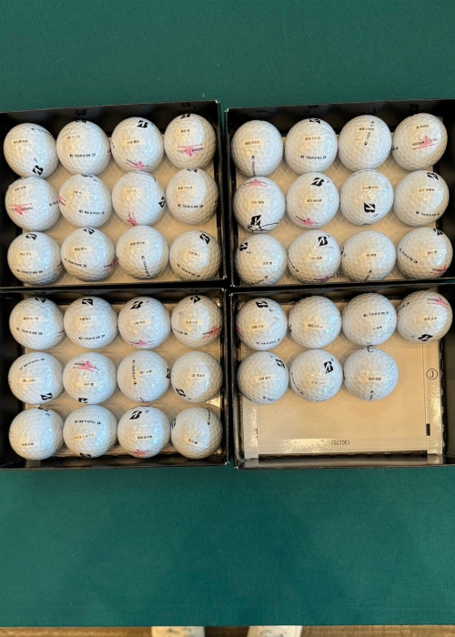 クリームパンダ！ 岩井千怜サインボール 2025年最新】岩井千怜サインの