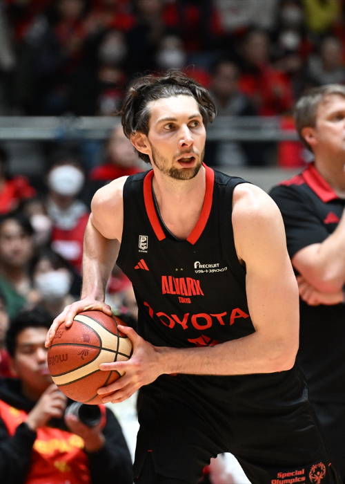 タンクトップ 　アルバルク東京　ライアンロシター ライアン・ロシター 選手紹介 | アルバルク東京