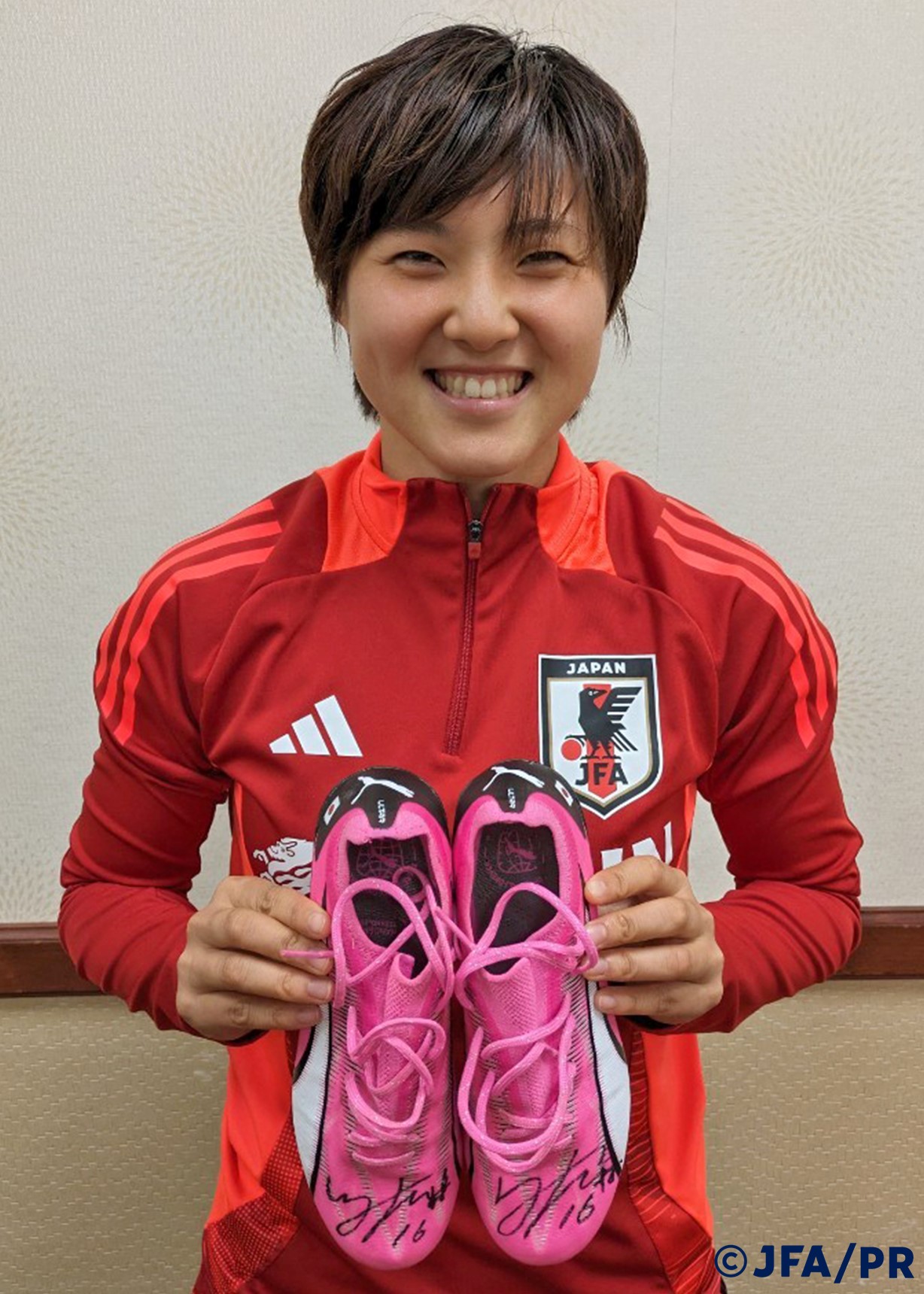 石川璃音　なでしこジャパン　直筆サインカード サッカー日本代表 直筆サインカード SG45 23 石川璃音 - メルカリ