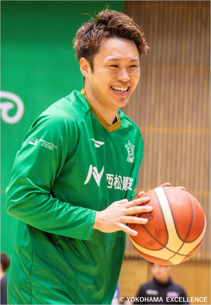 激レア‼️ トレゼゲ選手サイン入りシャツ バスケTシャツ サイン入り 激レア！ - メルカリ