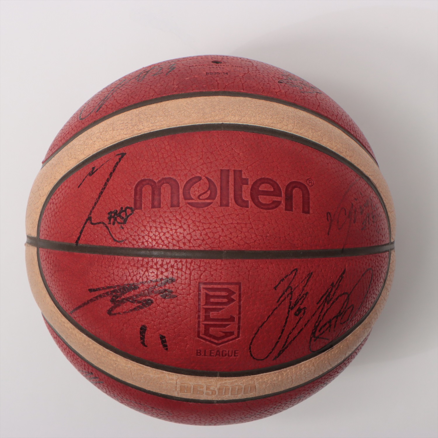 HATTRICK（ハットトリック）-選手の想いをファンへ届ける公式