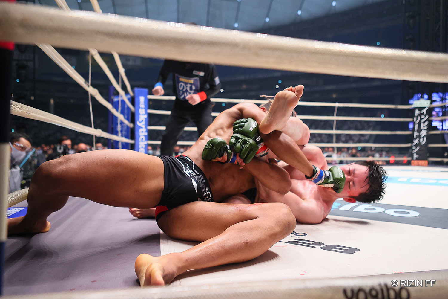 HATTRICK（ハットトリック）-選手の想いをファンへ届ける公式