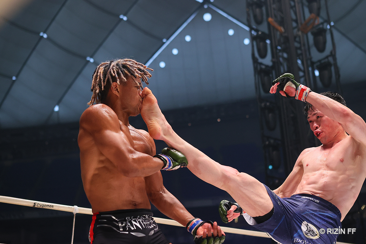 HATTRICK（ハットトリック）-選手の想いをファンへ届ける公式