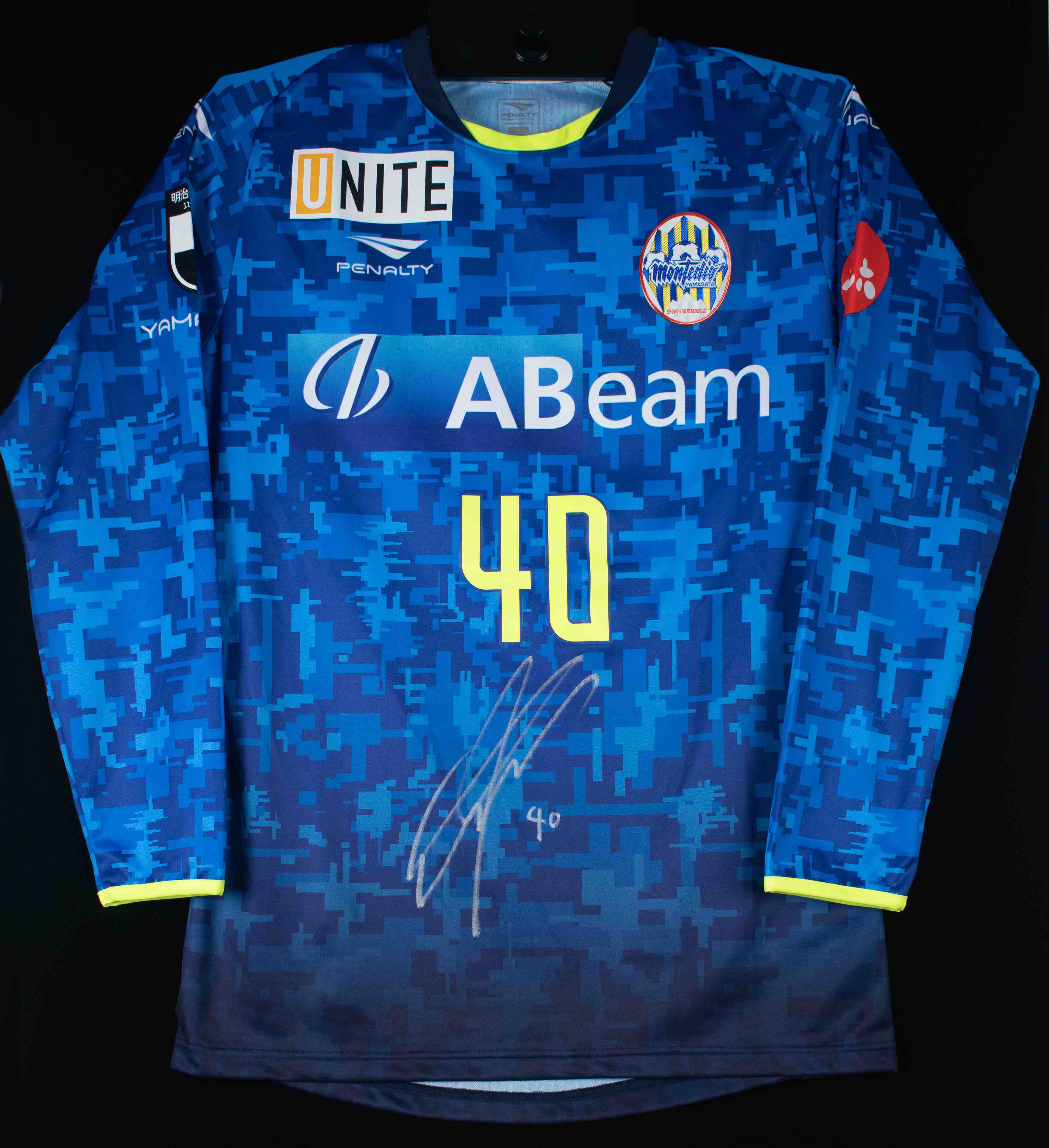 山岸祐也 着用 サイン入り 長袖ユニフォーム モンテディオ山形 【公式