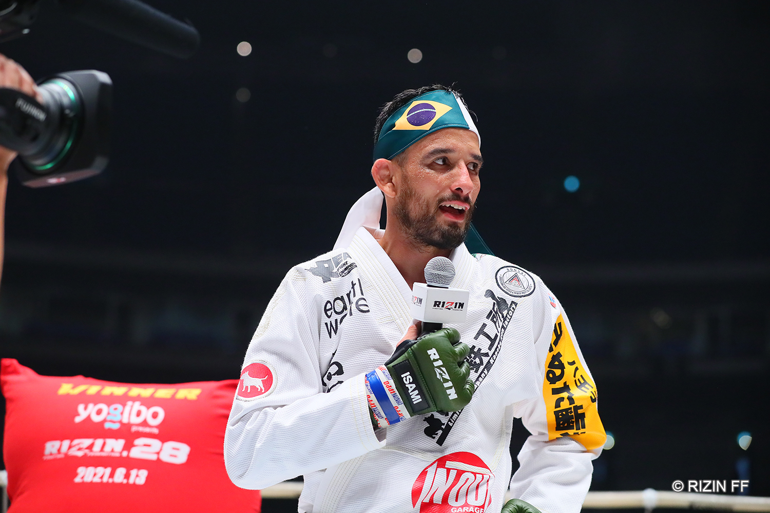 クレベル・コイケ　RIZIN39 フェザー級タイトマッチ　実使用グローブ HATTRICK（ハットトリック）-挑戦者の想いをファンへ届ける公式