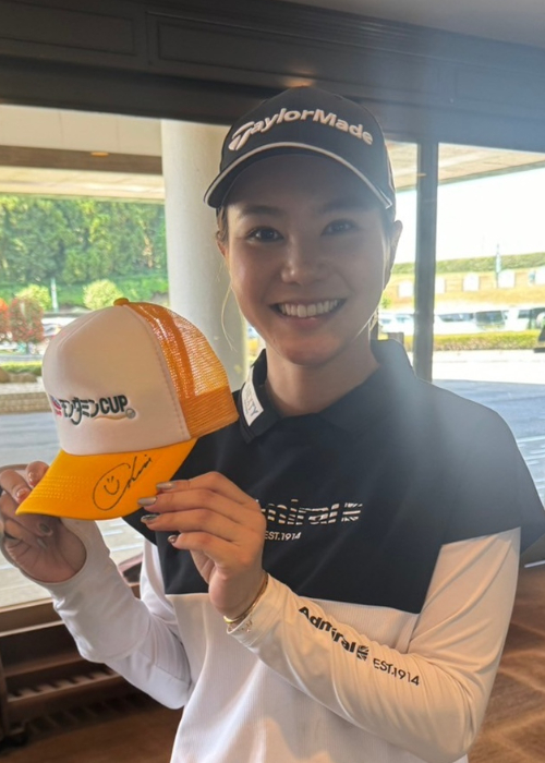 アースモンダミンカップ大会記念キャップ 尾関彩美悠プロ 直筆サイン入り HATTRICK（ハットトリック）-選手の想いをファンへ届ける公式