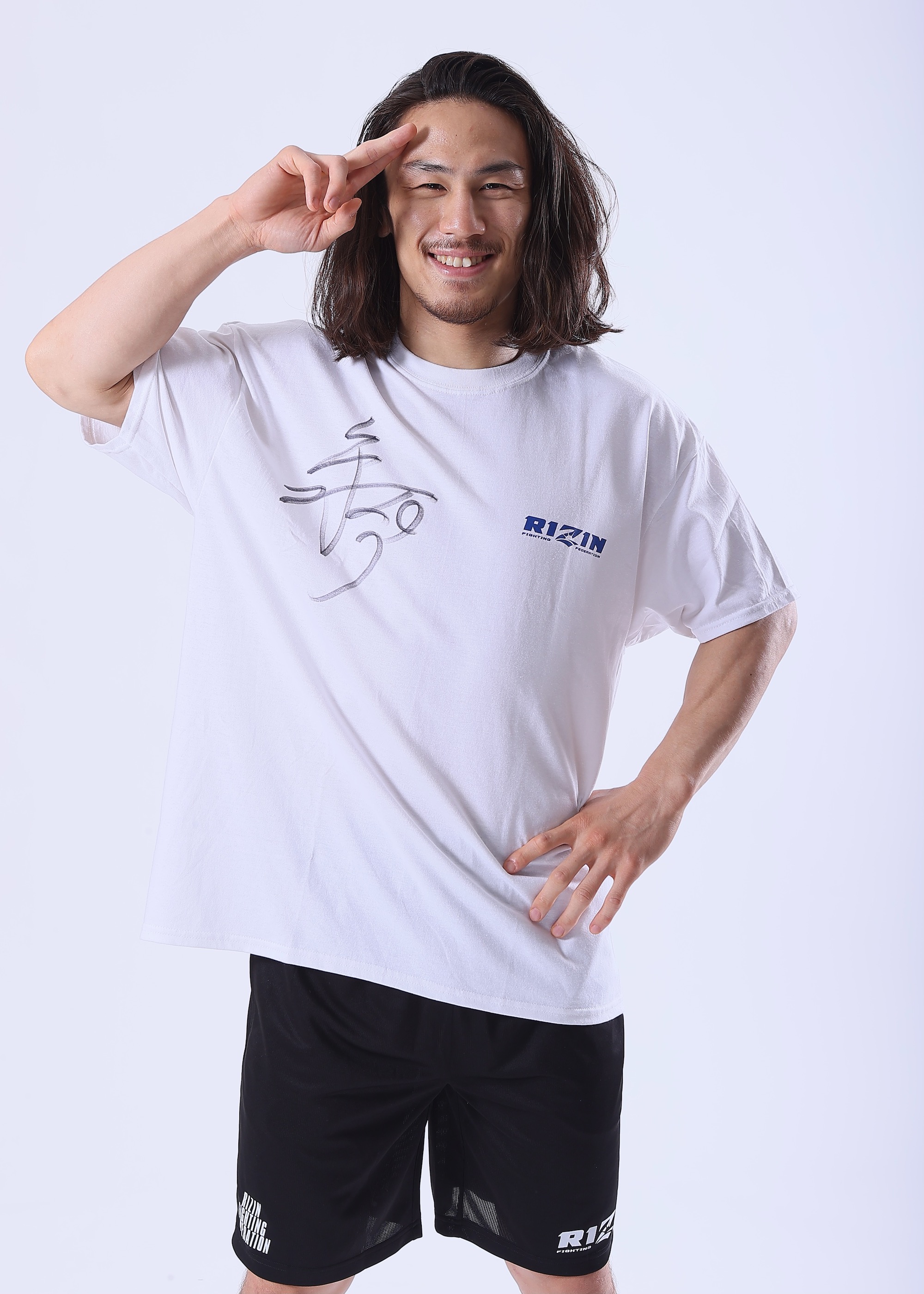 12選手直筆サイン入り RIZIN Tシャツ HATTRICK（ハットトリック）-選手