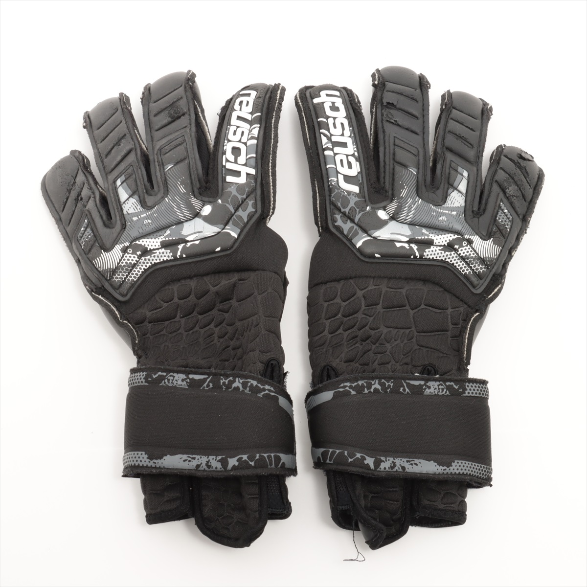 HATTRICK（ハットトリック）-選手の想いをファンへ届ける公式