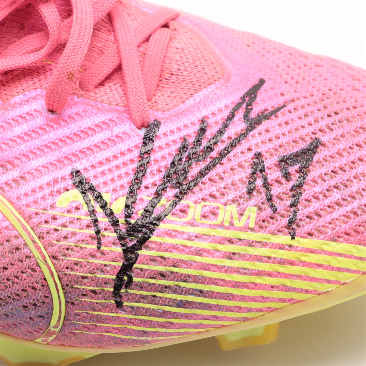 サッカー　サイン入りスパイク　柏レイソル HATTRICK（ハットトリック）-選手の想いをファンへ届ける公式