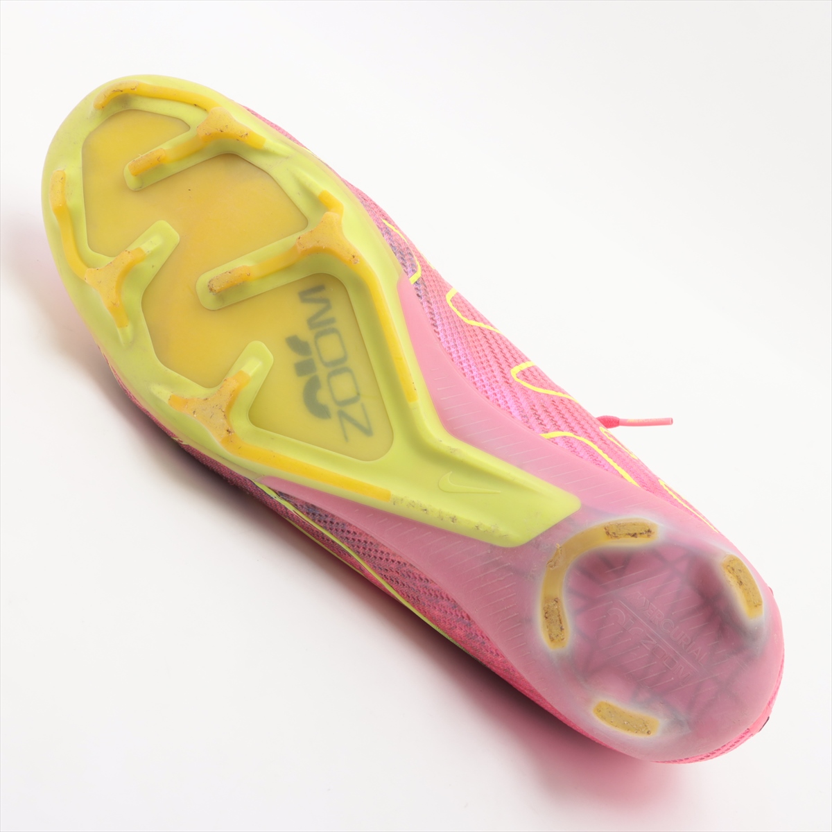 サッカー　サイン入りスパイク　柏レイソル HATTRICK（ハットトリック）-選手の想いをファンへ届ける公式